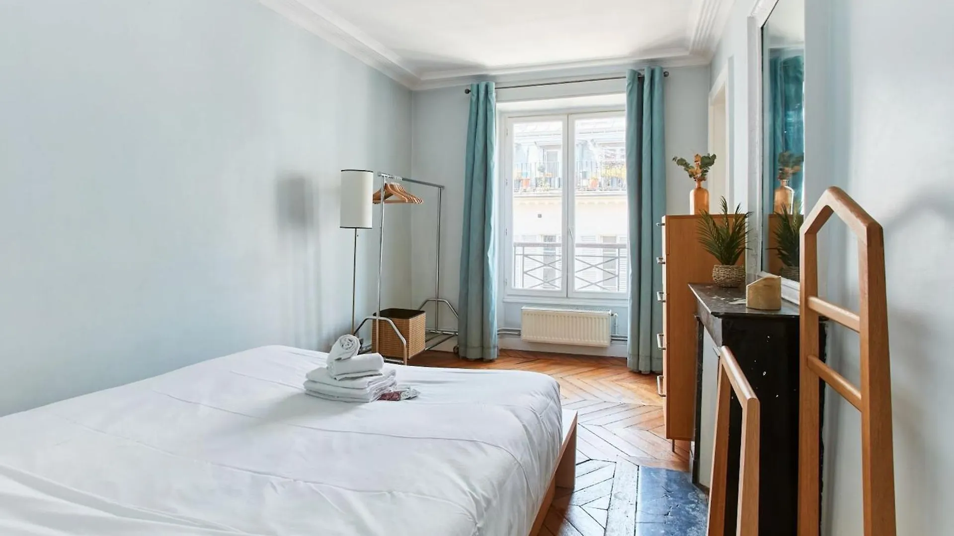 Bnbnova - 2Br - Palais Garnier & Place Vendome Paris France